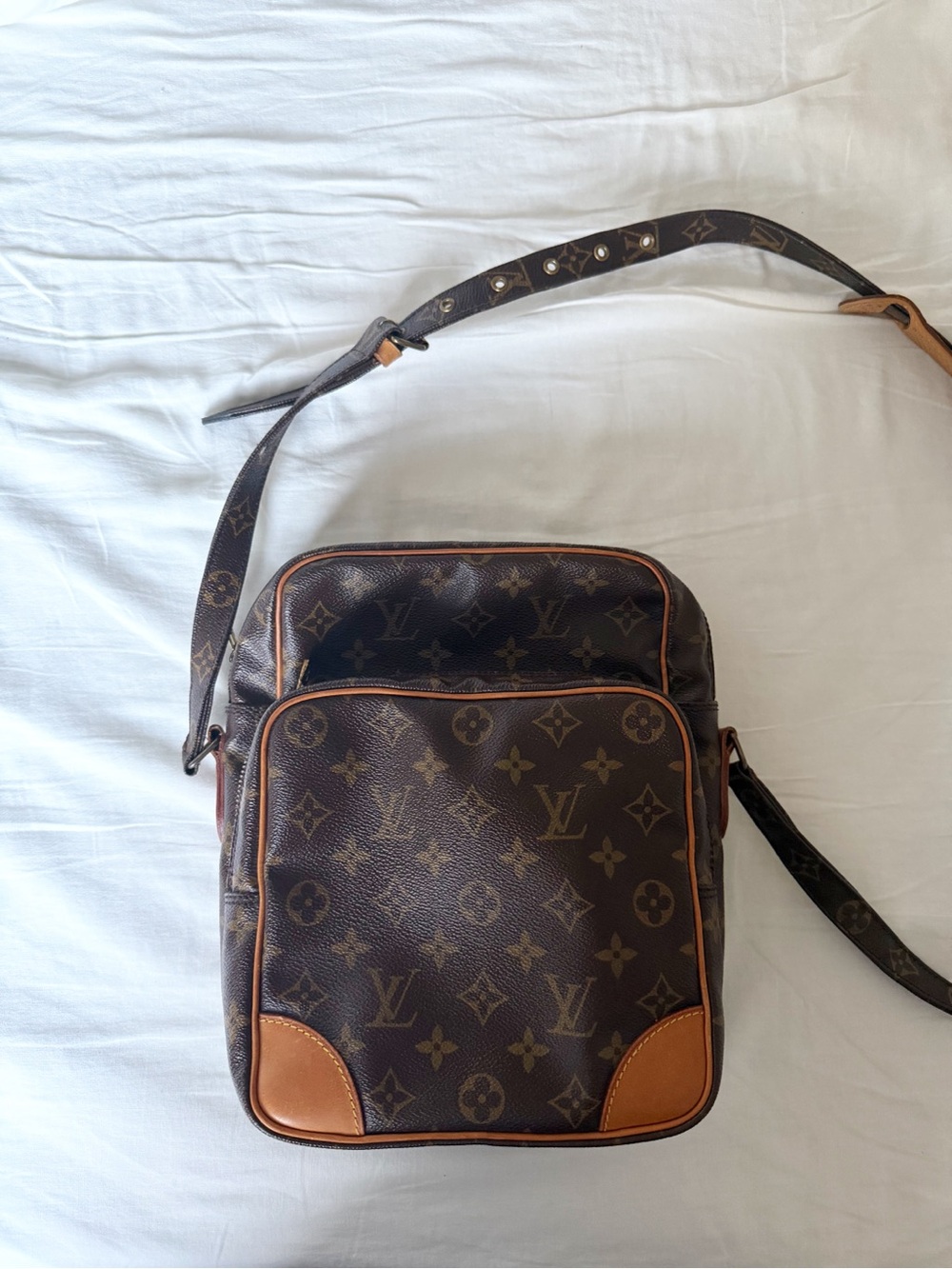 Louis Vuitton Monogram Amazone Bag - Large Size